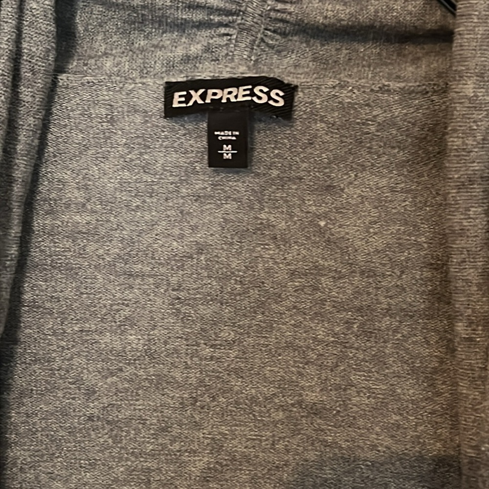 Express Gray Open Sweater - Picture 4 of 9